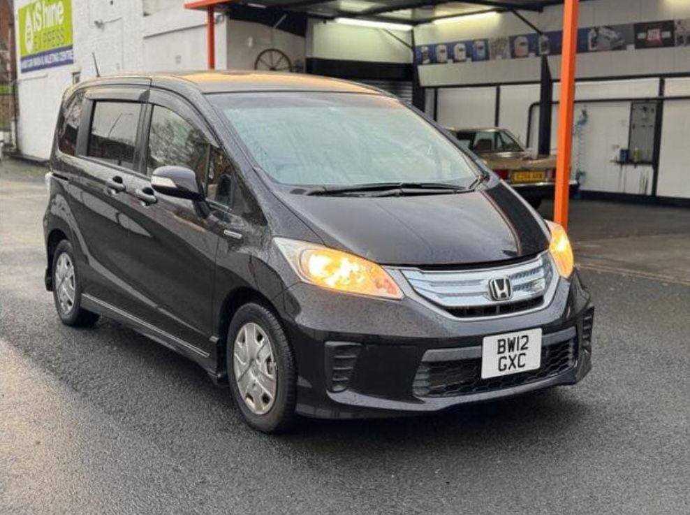 Black Honda Freed